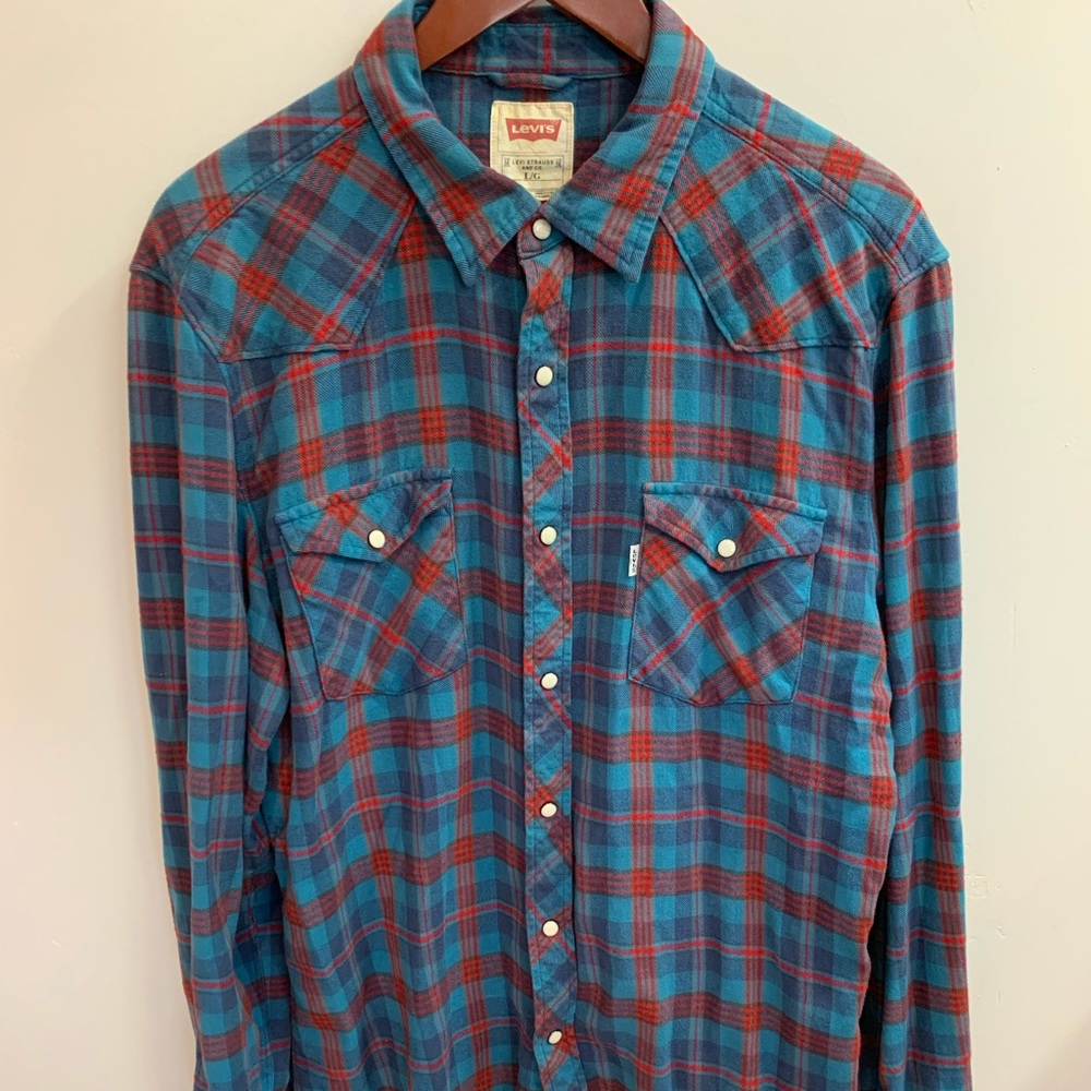 Levi’s men’s flannel size large